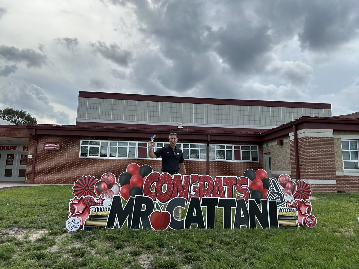 CattaniTony's tweet image. Thank you @LenapePride for your continued support. The well wishes from students, staff, parents, former teachers, friends, and so many more fill my heart with PRIDE! @NASSP @NJPSA @Burl_County_PSA
