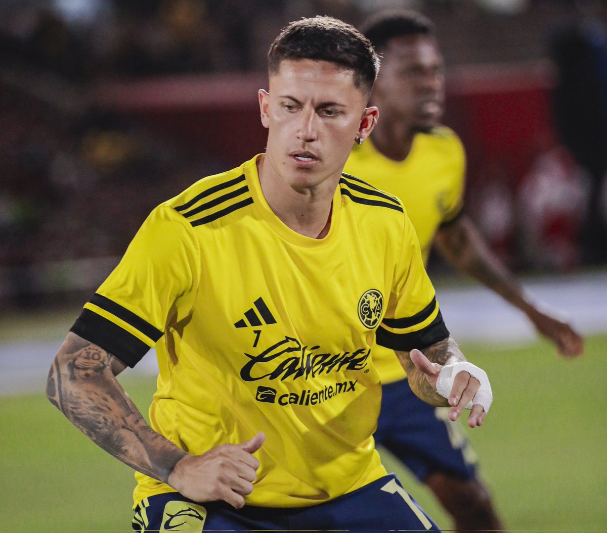 ❤️ Que se vaya
🔄 Que se quede
🗨️ Que chingona prematch!