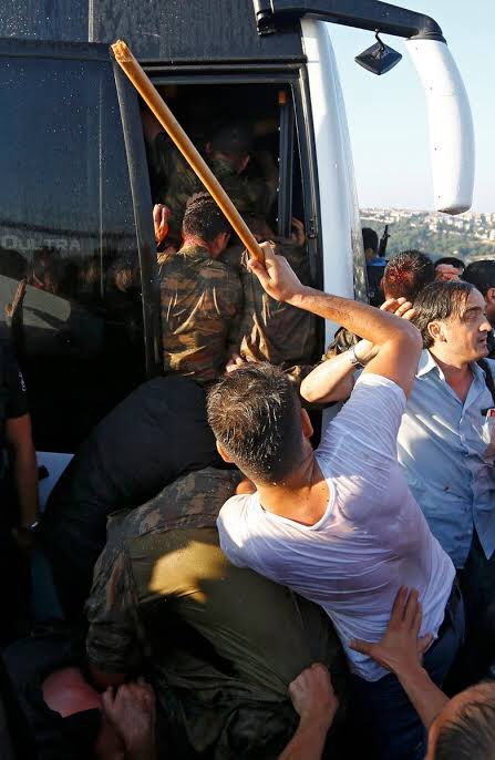 Unutmadık, Unutturmayacağız!
#15TemmuzDestanı