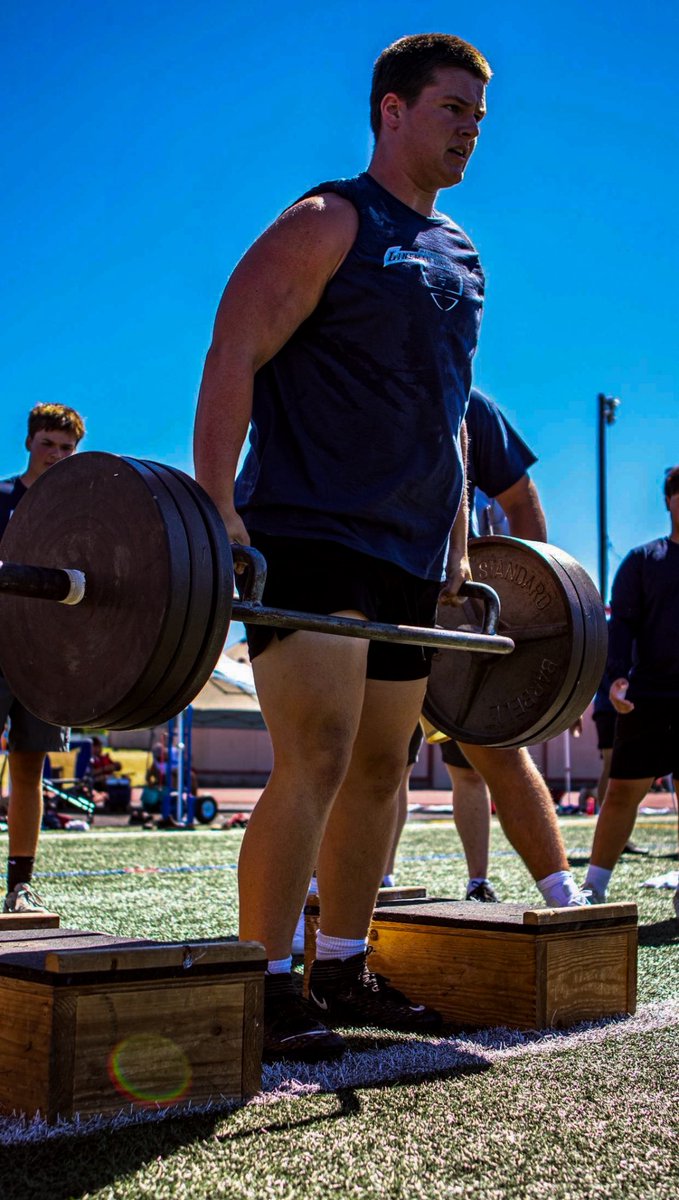 iamadamwilliams's tweet image. Blessed to be able to participate in the @Metro_Challenge last weekend‼️ Finished at 16th in heavyweight out of hundreds of lineman‼️
@LOLakersFB @Results_Period