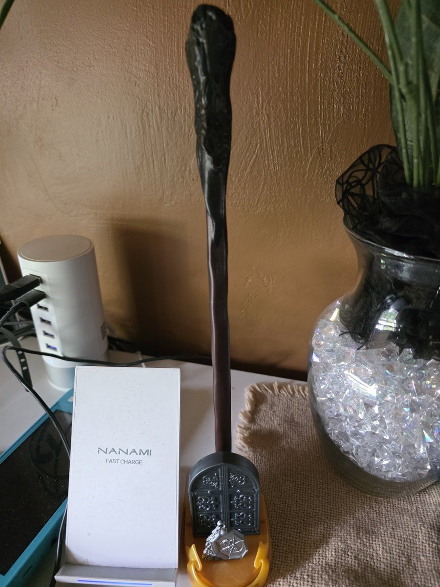 hlwampler1's tweet image. When your husband indulges in your love of Harry Potter. Best. Birthday. Ever! @jk_rowling # HarryPotter