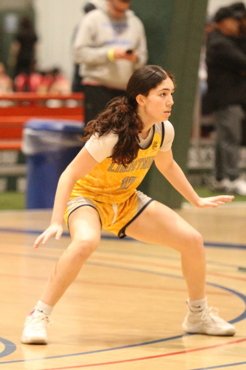 hoosier heat - teamlightning melious 
2027 lauren leon 25 pts 
great in open court / catch and shoot , high iq gets to basket and can finish w contact 
plays best in up tempo.  great help defender