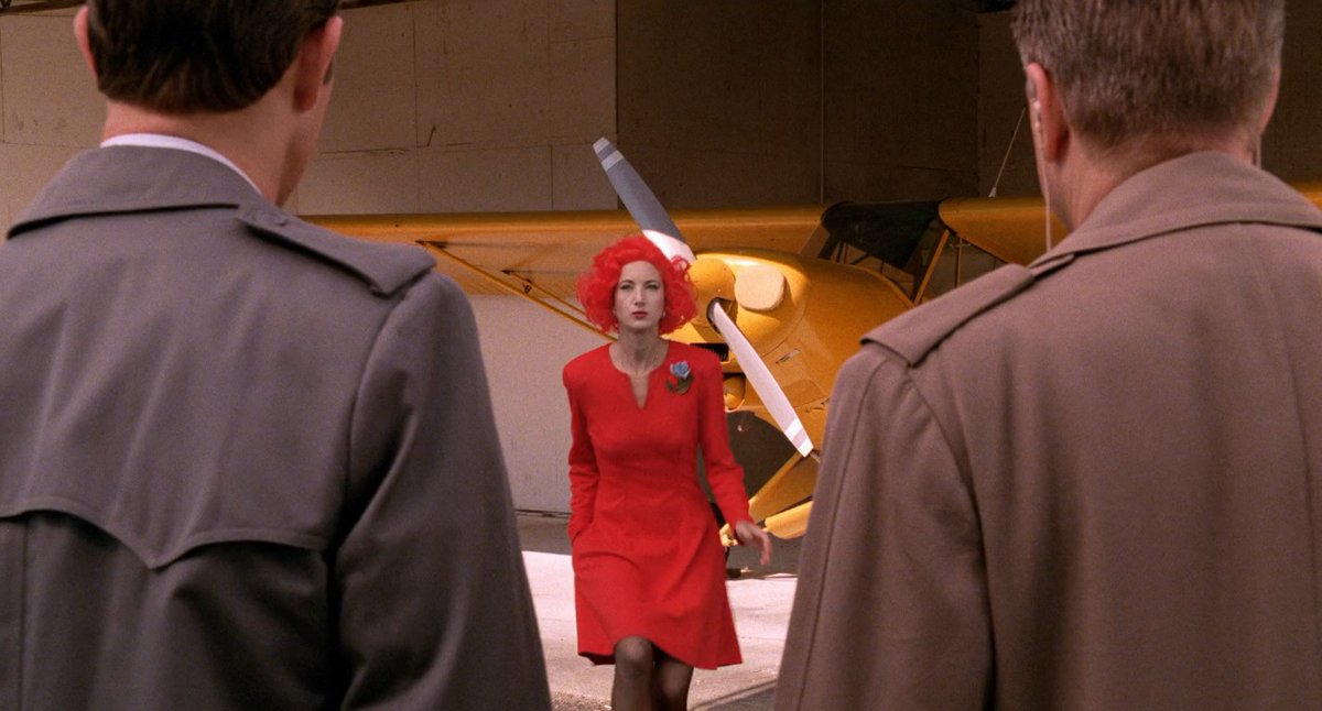 choppingwoodpod's tweet image. The character intros of Janey-E and the mysterious Lil from Twin Peaks