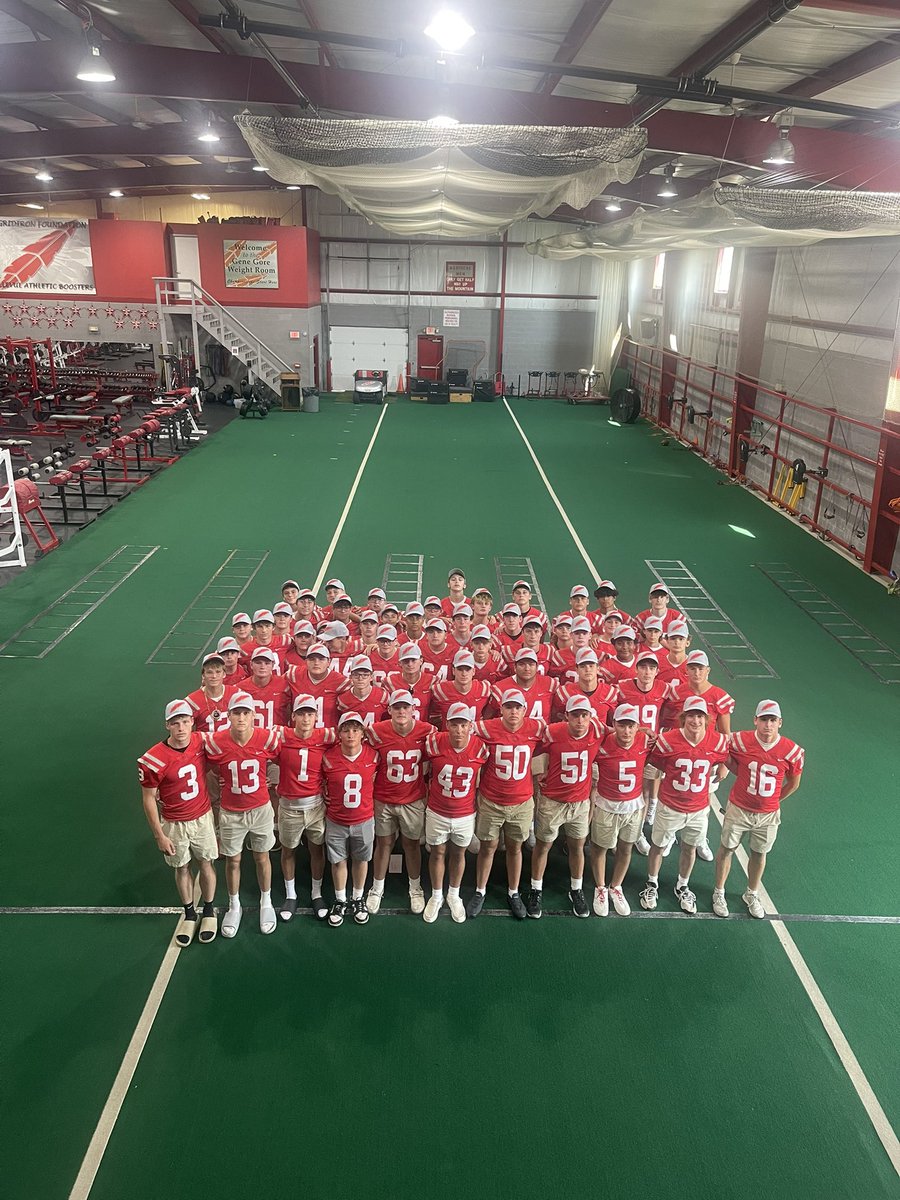 RedmenFootball's tweet image. We will be out selling gold cards tonight until 7:30, make sure you get one as tonight is the last night of our fundraiser. Thanks for supporting our program!