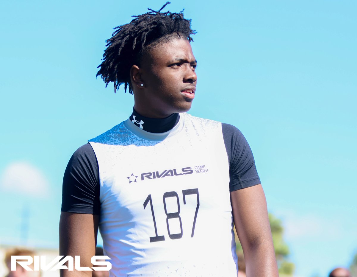 Dave Keefer (@davekeefer) on Twitter photo Big 10 visit impresses 2027 three-star QB Chance Thomas (Western) the most:
Click here: on3.com/rivals/news/bi…
Chance has taken a whole bunch of visits this summer and three, in particular, made the biggest impression.
<a href="/chance_thomas1/">Chance Thomas</a> <a href="/westernpioneer1/">westernpioneerfootball</a> <a href="/CoachDavidsonWH/">Dan Davidson</a> <a href="/Tmaine5/">Coach Tramaine Brown</a> Big 10 visit impresses 2027 three-star QB Chance Thomas (Western) the most:
Click here: on3.com/rivals/news/bi…
Chance has taken a whole bunch of visits this summer and three, in particular, made the biggest impression.
<a href="/chance_thomas1/">Chance Thomas</a> <a href="/westernpioneer1/">westernpioneerfootball</a> <a href="/CoachDavidsonWH/">Dan Davidson</a> <a href="/Tmaine5/">Coach Tramaine Brown</a>