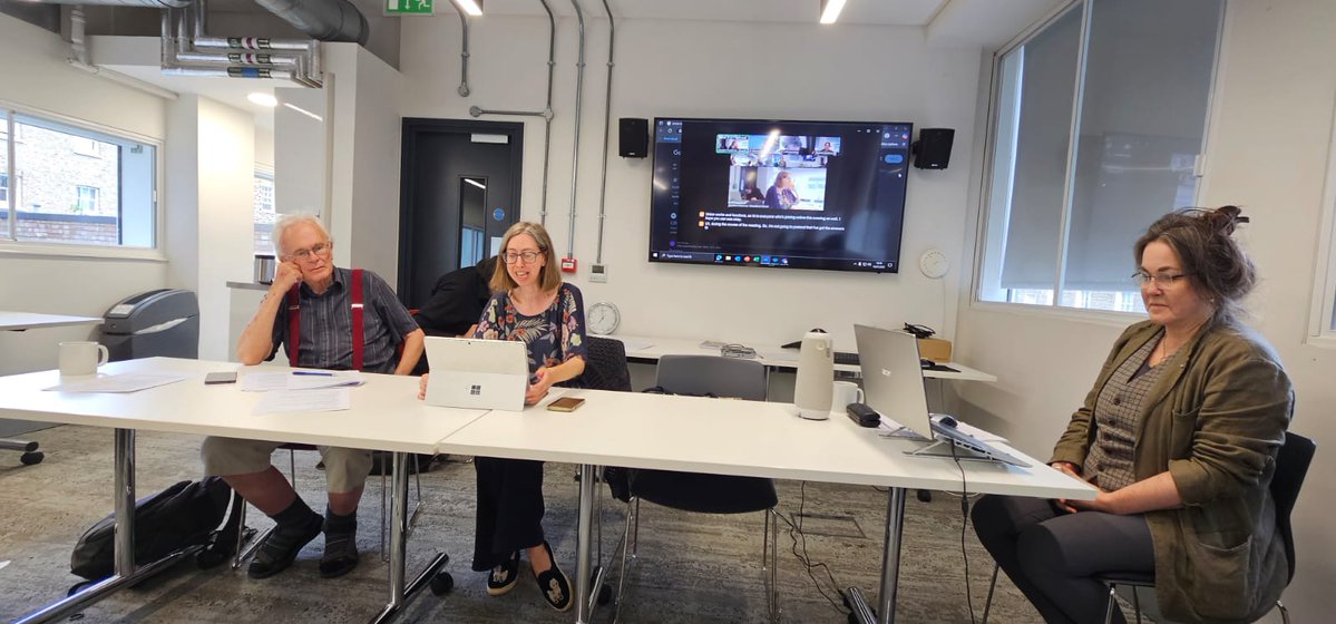 NUJ_LFB's tweet image. LFB at work✨- discussing the Union's work for freelancers on journo safety, stagnant pay rates, AI licensing, press freedom and more. Plus, feedback from #NUJDM25 - the NUJ is taking part in working groups to build our collective voice. Thanks to all our speakers. 🧵1/8 ↓