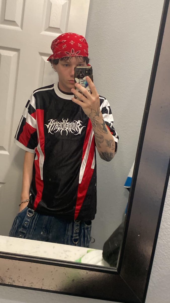This new <a href="/svddendeath/">SVDDEN DEATH</a> Jersey they announced is very cool and swag