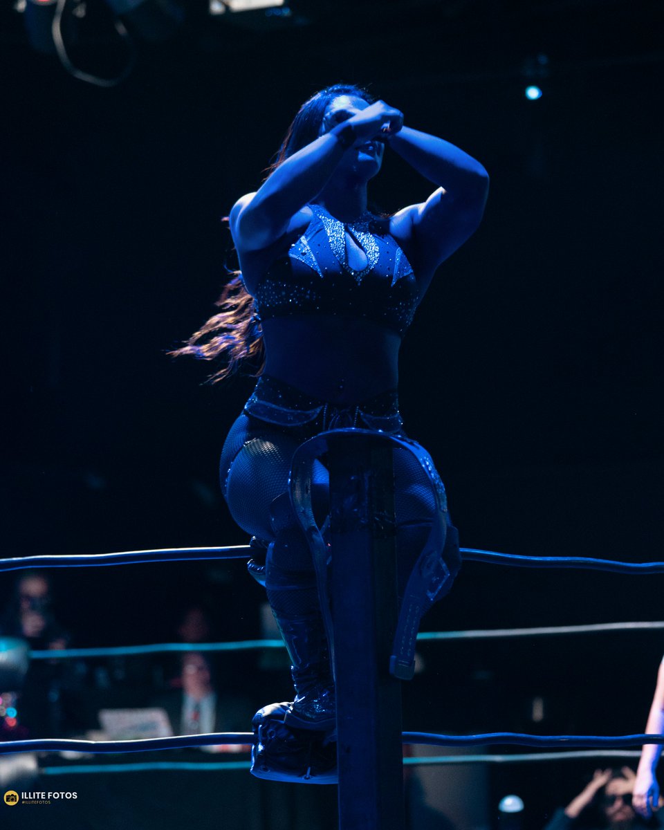 iLLite_Gaming's tweet photo. @CCWAliveTV 
Snagged a few shots of #CCW Women’s Champion @nikkiblackheart at #ConquerKissimmee

She’s forging her own lane, one match a time. Her presence is like none other. Can’t wait to see what the future holds for her. 🖤

#iLLiteFotos #NikkiBlackheart https://t.co/QEjpdYabdU