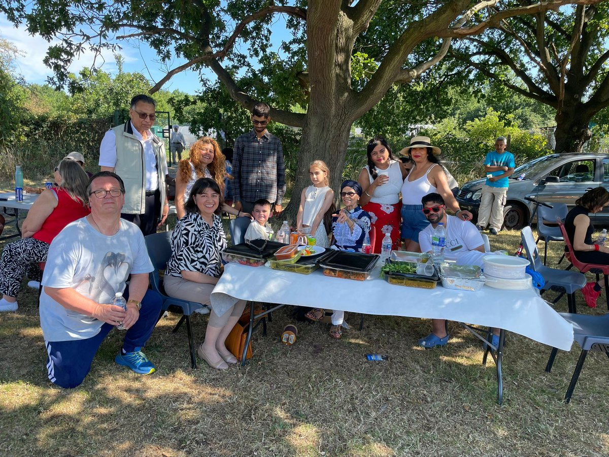 SeemaMalhotra1's tweet image. Our community groups make a huge difference to our local environment and to building stronger communities.
Lovely to catch up last Saturday with @CranfordActionGroup volunteers at their summer get together about local issues and upcoming plans. @CranfordAction Umme
