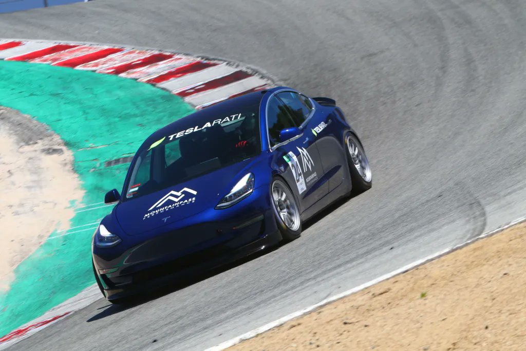 MountainPassEV's tweet image. Laguna Seca's infamous corkscrew, 2019.
This was MPP's first official trip to Laguna Seca, and we wanted to make a statement - in addition to testing some of our parts, of course.
We outfitted this Model 3 with our coilovers, prototype front upper control arms, and some wide…