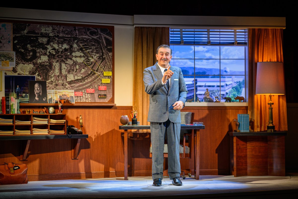DSNYNewscast's tweet image. I'll be posting my FULL HONEST REVIEW of "Walt Disney - A Magical Life" tomorrow!
But I will say having seen it twice in person, the closer up you are the better the realism. Also there are moments/glimpses 3 to 5 secs in the show where it looks like Walt is right there!