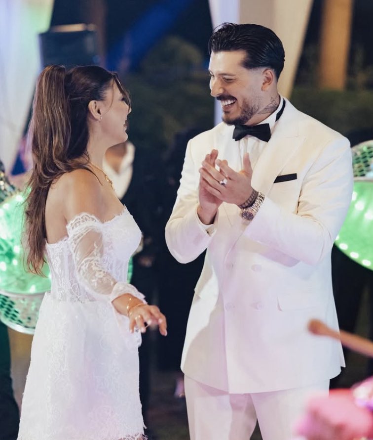 Neşesine neşeyle bakıyor 😭🧿

|• #busmer  |• <a href="/busseunlu/">Buse Ünlü</a>  |• <a href="/merttinderee/">Mert İndere</a>