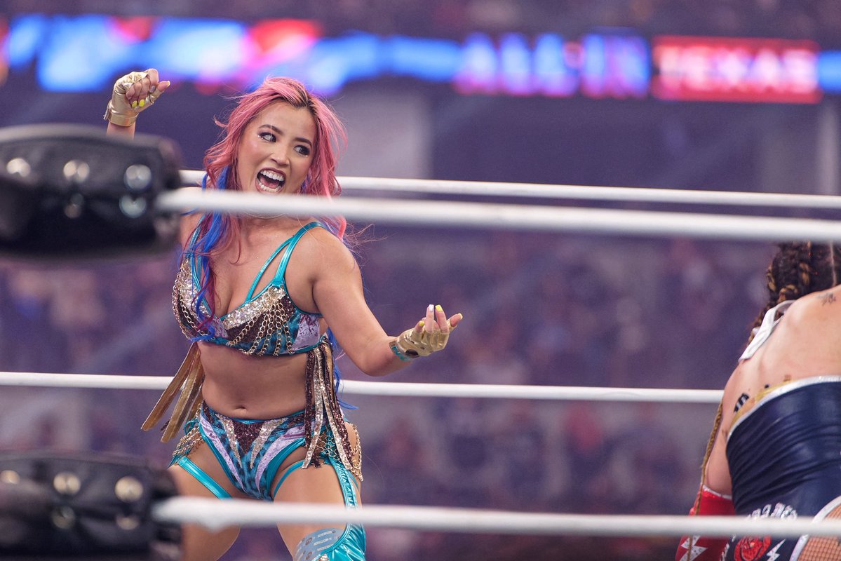 MinaShirakawa's tweet image. This is what I do.
This is what I live for.
And I’ll keep dreaming right here. @AEW
#AllInTexas #WeWantMina #MinaNow