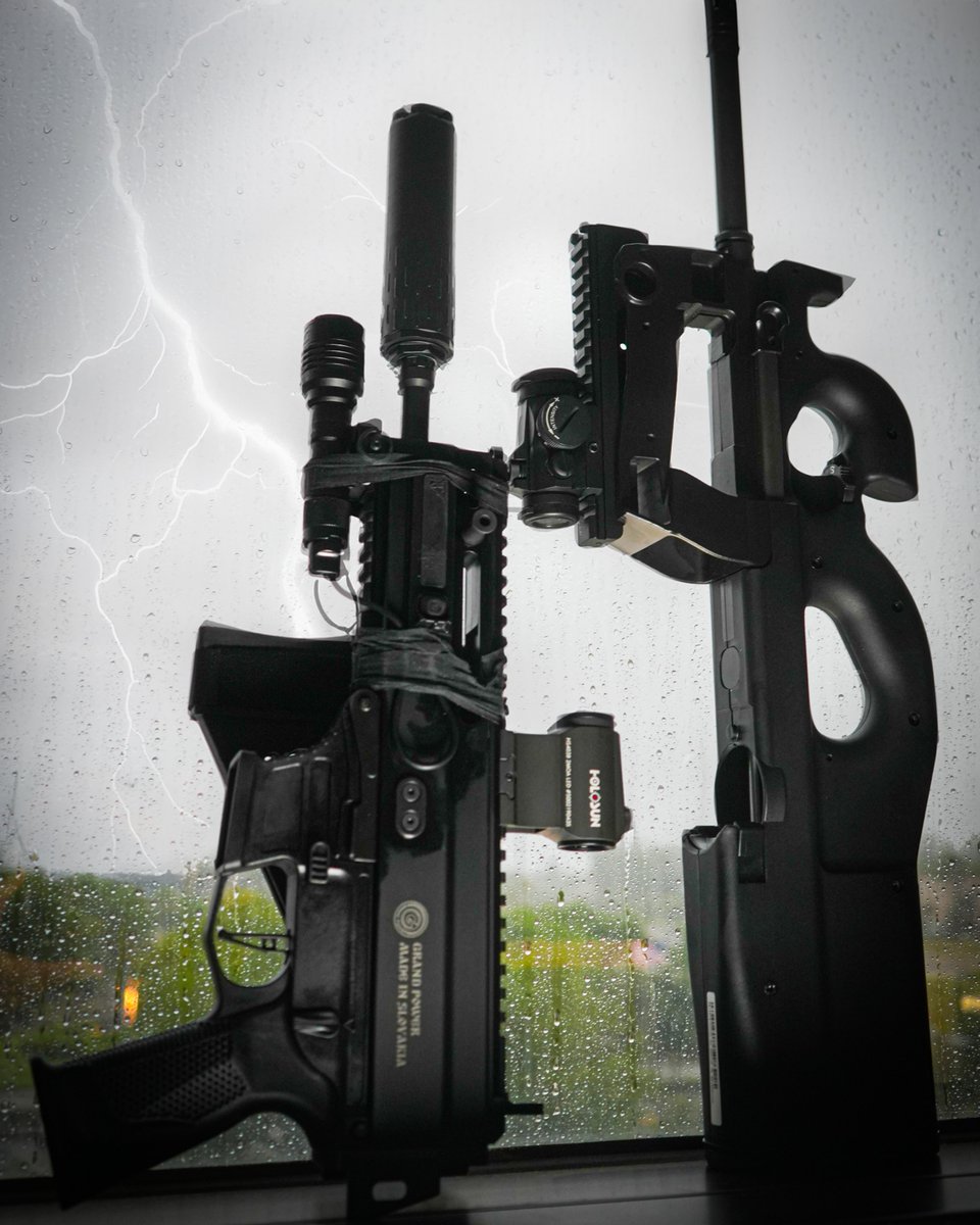 AmmunitionDepot's tweet image. Lightning does, in fact, strike twice. Especially when the Stribog SP9A3 meets the PS90 on a stormy day. Two legendary platforms, both iconic in their own right, standing ready for any downpour.
The Grand Power Stribog brings unmatched reliability and modularity, while the FN…