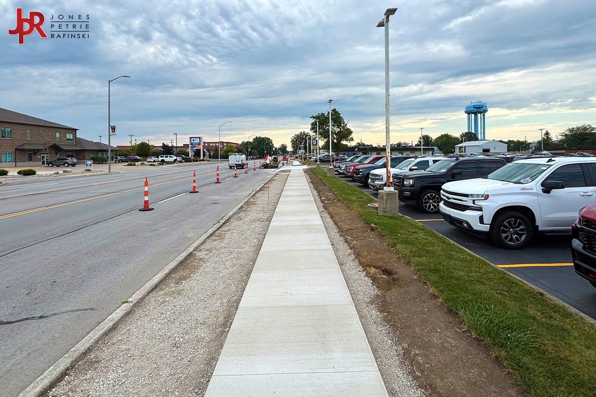 Exciting progress is happening along State Road 8 in Auburn! 🚧 Sidewalk construction is underway, bringing us one step closer to a more walkable and connected community. #Connectivity #Sidewalk #JPRProjects
