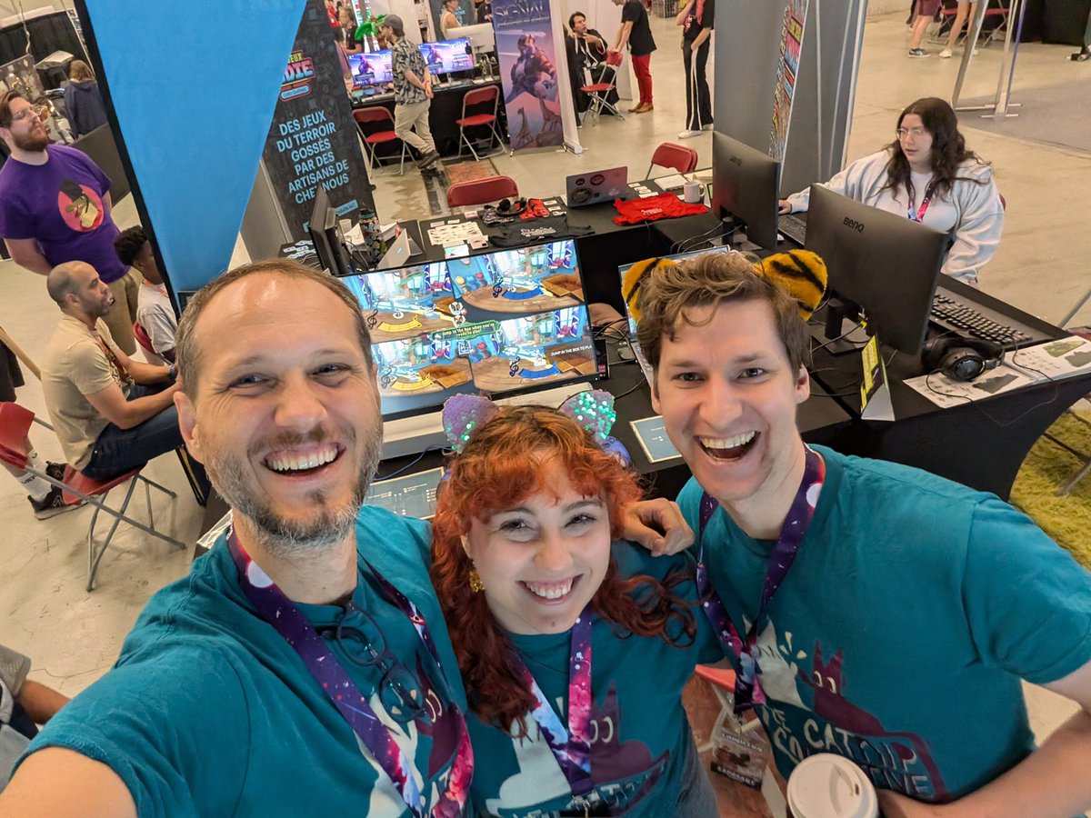 LeCatCo's tweet photo. Two words can aptly describe what it feels like to be an exhibitor at a ComicCon: 

Exhilarating!
Exhausting!

What an amazing tag-team effort from the Catco crew 🥹 

#zoneindieLQ #lotoquebec https://t.co/0sP9vWx95O