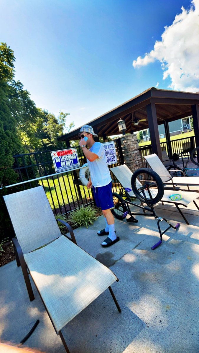 dcthachef's tweet image. The Plug 🔌 Callin’ I feel Like Marvin #LetsGetItOn