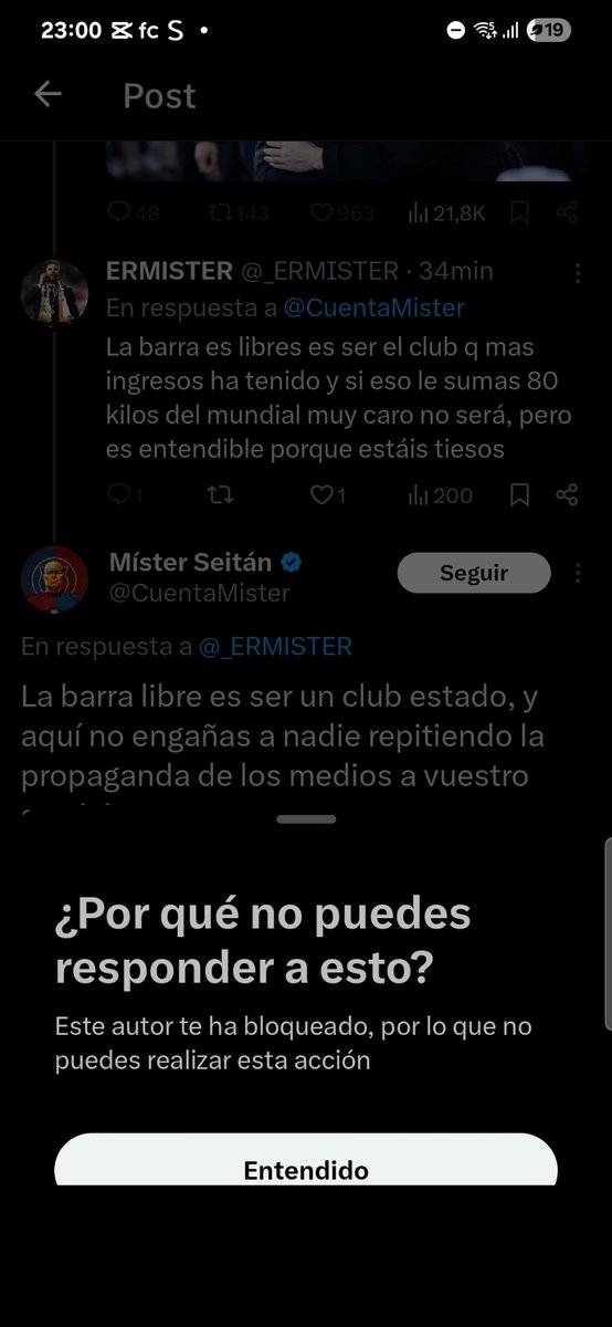 Que patético ser del barca  le contesta una verdad como un templo y te bloquea un tío que tiene medio millón de seguidores, 
Viven en un mundo ficticio a llorar a la lloraría.