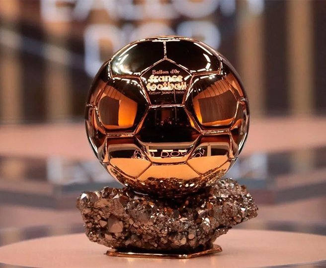 🚨 Top 10 da Bola de Ouro:

1 - Ousmane Dembélé
2 – Raphinha
3 - Lamina Yamal
4 - Achraf Hakimi
5 – Mo Salah
6 – Vitinha
7 - Khvicha Kvaratshkelia
8 – Fabian Ruiz
9 - Nuno Mendes
10 - Kylian Mbappé

[<a href="/brfootball/">B/R Football</a>]