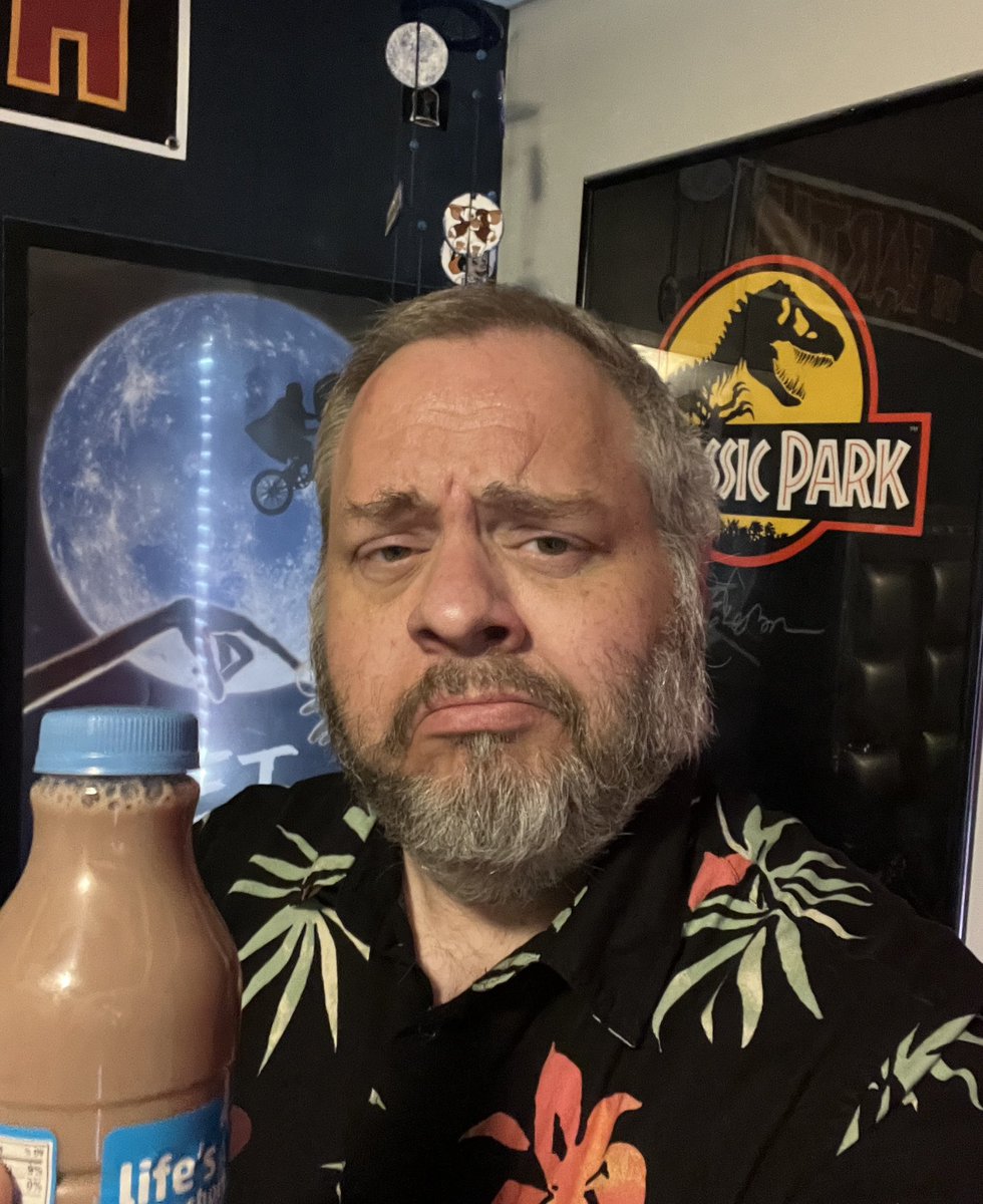 pose2poseAP's tweet photo. @RamblinAmblin It’s so weird—listening to the newest episode and for some reason this voice in my head kept telling me to drink chocolate milk…bizarre!!! https://t.co/nwKU515BjS