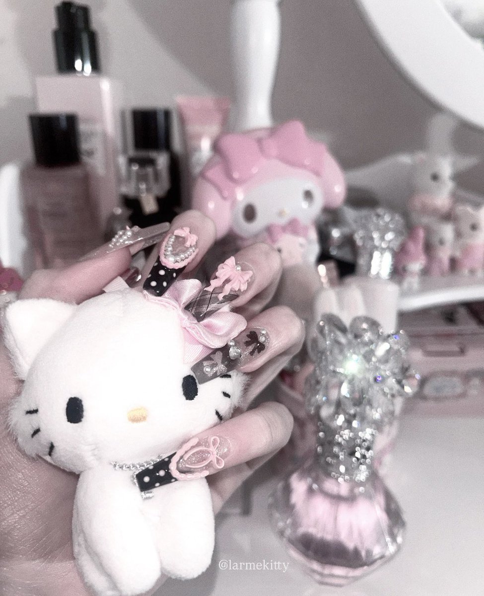 Iarmekitty's tweet image. 