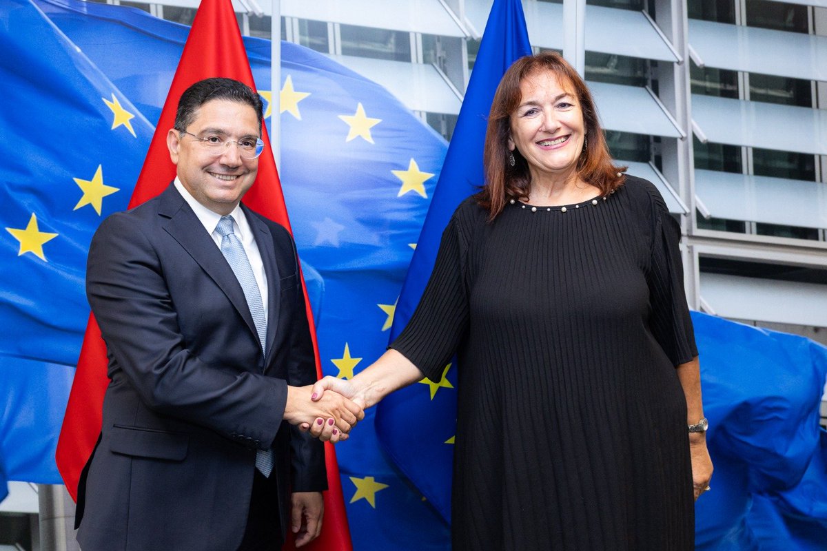 En marge de la réunion ministérielle UE-Voisinage Sud, M. Nasser Bourita s’est entretenu, ce jour à Bruxelles, avec la Commissaire européenne pour la Méditerranée, Mme Dubravka Šuica. Les entretiens ont porté sur le partenariat bilatéral et le Nouveau Pacte pour la Méditerranée