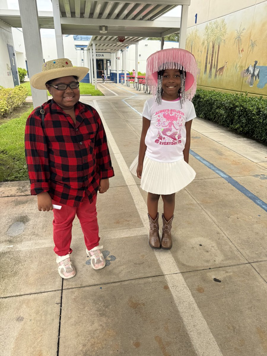 Cindy Pedraza (@cpedraza_ap) on Twitter photo Today we put our “boots on the ground” and our SRA students lassoed in some great PM scores! #summerspiritweek <a href="/NorthmoreElem/">Northmore Elementary School</a> <a href="/SharaSelf/">Shara Self</a> <a href="/sd_rowe/">Stacey Rowe</a> Today we put our “boots on the ground” and our SRA students lassoed in some great PM scores! #summerspiritweek <a href="/NorthmoreElem/">Northmore Elementary School</a> <a href="/SharaSelf/">Shara Self</a> <a href="/sd_rowe/">Stacey Rowe</a>