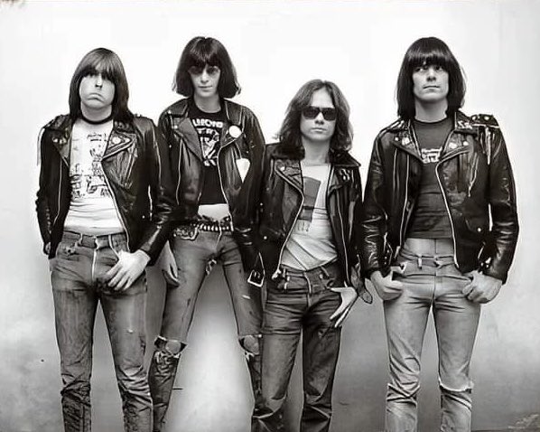 RamonesOfficial's tweet image. Today in 1977, Ramones played the Armadillo World Headquarters in Austin TX.
Early show setlist:
Commando
I Wanna Be Your Boyfriend
Late show setlist:
Now I Wanna Be a Good Boy
53rd & 3rd
Today Your Love, Tomorrow the World
Photo by Ken Hoge