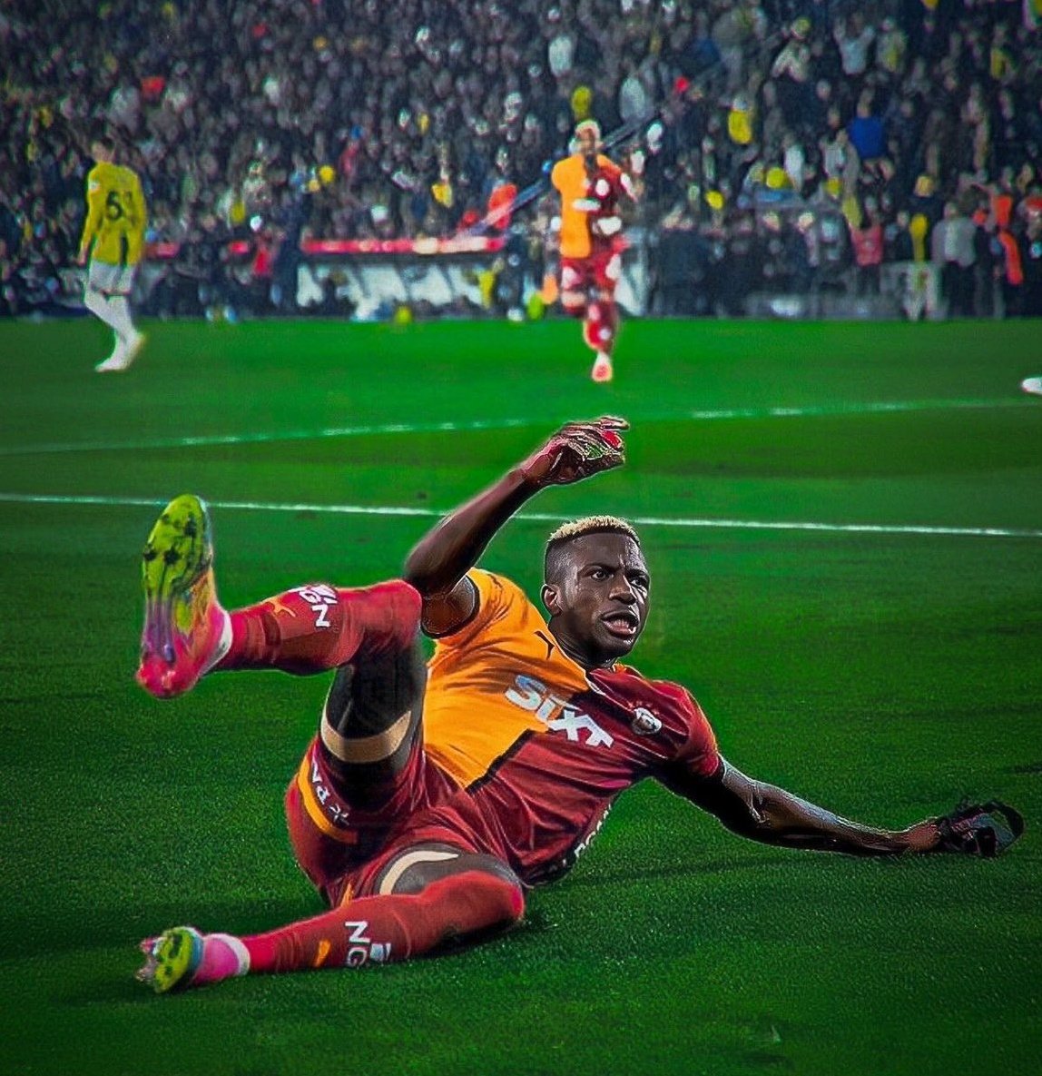 Seni çok seviyoruz aslanım benim. #WeAreWithYouOsimhen