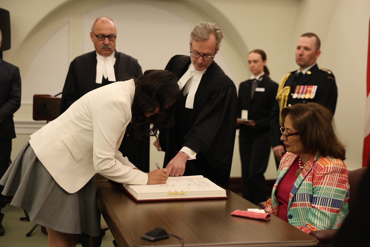 UCPCaucus's tweet image. Our newest United Conservative caucus member Tara Sawyer was sworn in today as the MLA for Olds-Didsbury-Three Hills.
We’re excited to have her as part of our team as we continue to stand up for all Albertans.
Congrats, Tara!