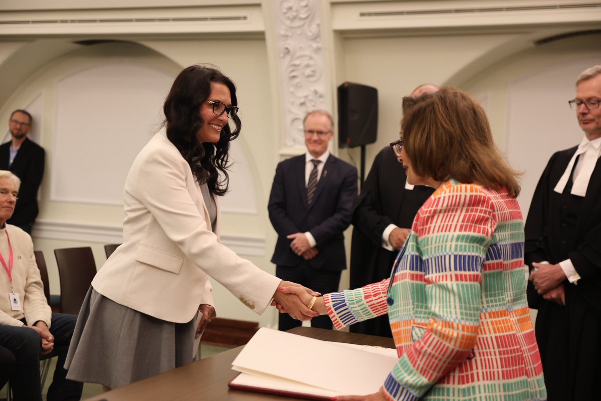 UCPCaucus's tweet image. Our newest United Conservative caucus member Tara Sawyer was sworn in today as the MLA for Olds-Didsbury-Three Hills.
We’re excited to have her as part of our team as we continue to stand up for all Albertans.
Congrats, Tara!