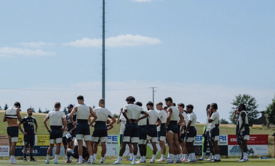 U21 players that have travelled to Germany for a Pre-season camp with the first team ⚒️🇩🇪

- Callum Marshall
- Lewis Orford
- Kaelan Casey 
- Lanre Awesu
- Fin Herrick
- Emeka Adiele 
- Ezra Mayers
- Preston Feason
- Airidas Golambeckis

Who are you excited to see involved? ⚒️