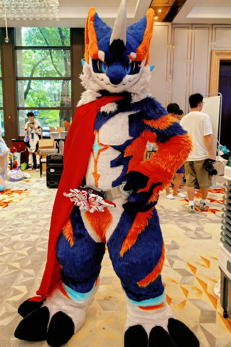 UncleFlameEX's tweet image. #furryartwork #fursuit #furry #兽装 #FursuitEveryday
