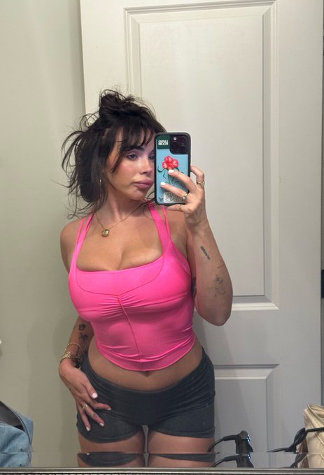 1 pic. Portugal tomorrow 🇵🇹🪭 https://t.co/MR7m3GxAjN