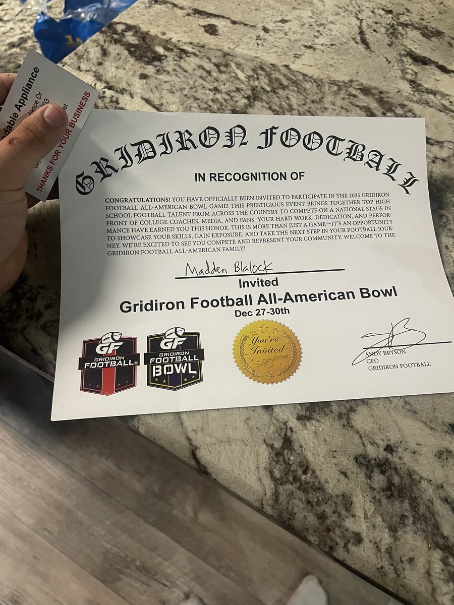 Blessed to have the opportunity to go to the gridiron football all American bowl thank you <a href="/GridironFootbal/">Gridiron Football®</a> 
<a href="/jake_glass10/">Jake Glass 3⭐️</a> <a href="/jarvousfelton/">Jarvous</a> @BradenGreen19 <a href="/446Sports/">446Sports</a> <a href="/Coach_Simmons_/">Marc Simmons.</a> <a href="/lamargafford/">LaMar Gafford</a> <a href="/adam__beard/">Coach Beard</a> <a href="/CoachSavino/">Tony Savino</a> <a href="/CenLaPrepsLLC/">Cenla Preps</a>