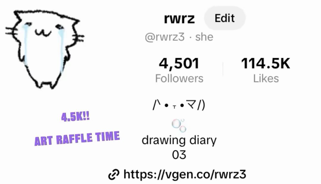 rwrzzzz's tweet image. Art raffle over on my TikTok~
