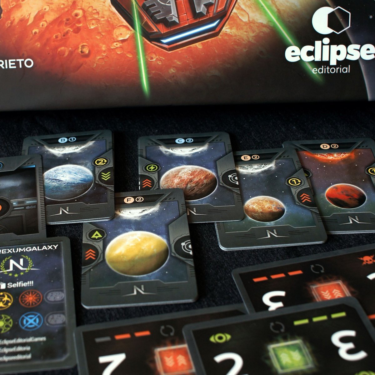 EclipseEditoria's tweet photo. En una galaxia muy lejana… 👾
… 👽 4 civilizaciones ¡Compiten por la victoria!
Nexum Galaxy, un juego 4x con modo competitivo, cooperativo y solitario
https://t.co/rpkPV9KMhY
🎁¿Has visto el pack con las expansiones?

#Juegosdemesa
#4x
#Espacio https://t.co/9TlCeXtWAU