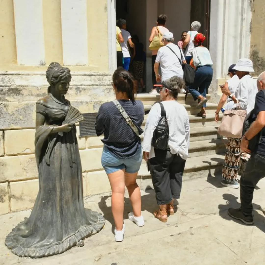 Este sábado, la familia de ⚜️RUTAS Y ANDARES 2025 ⚜️ vibró con La Habana de Cecilia Valdés.