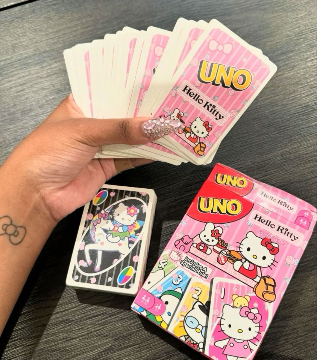 Daily Hello Kitty (@hellokdaily) on Twitter photo 