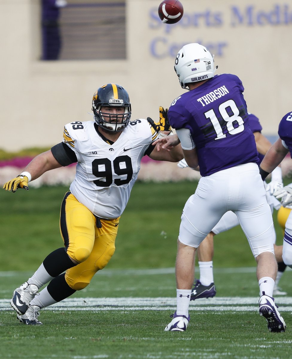 LegacyHawks's tweet image. Happy Birthday to Nathan Bazata! Have a good day. Go Hawks! #LegacyHawk