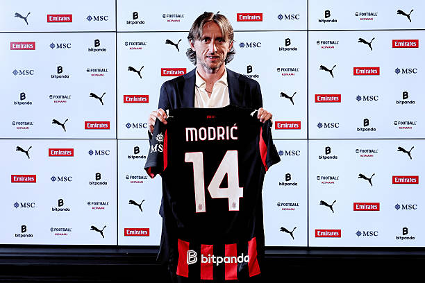 MilanPosts's tweet photo. I have a dream 🔴⚫️