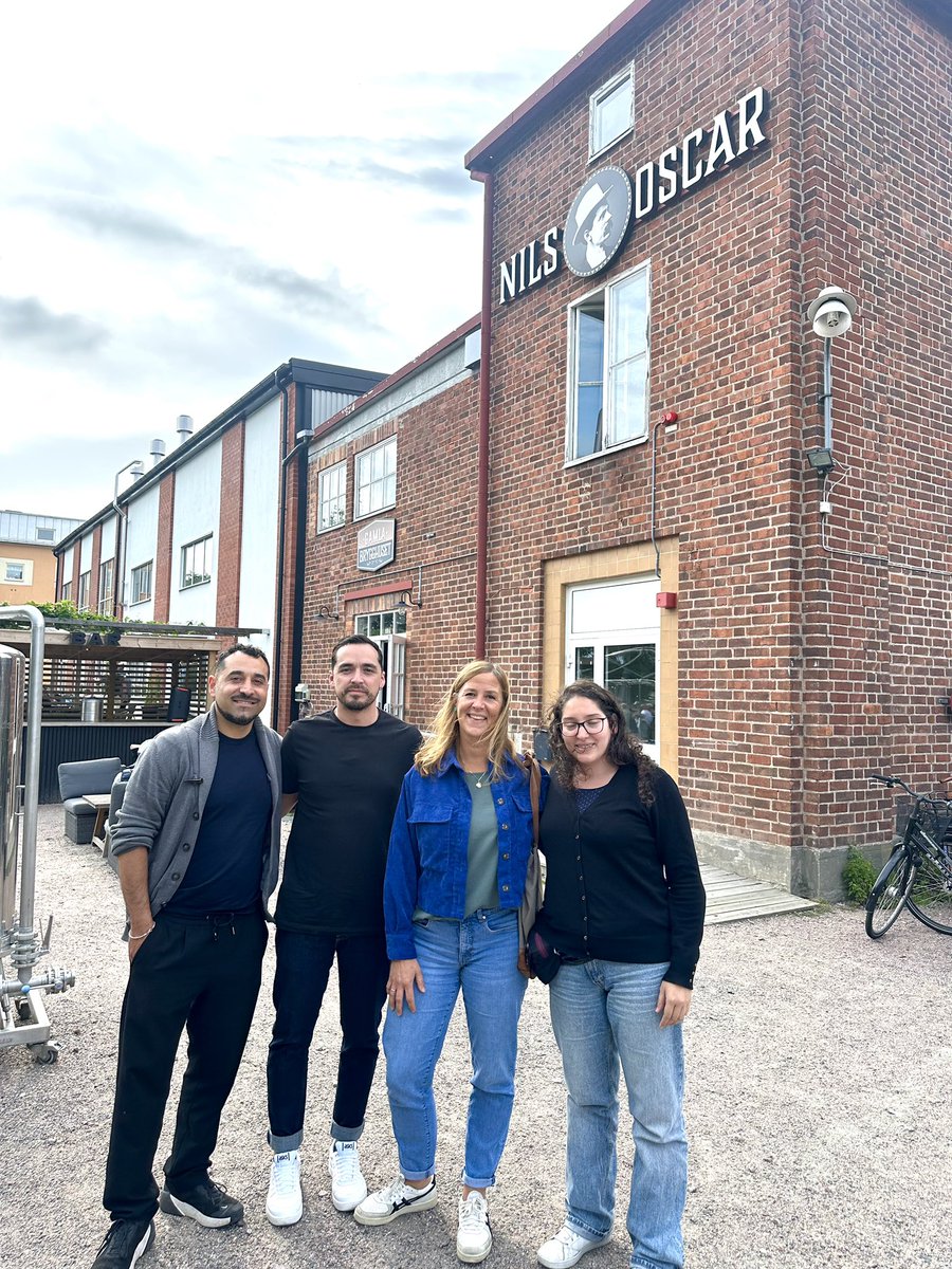StelkensLab's tweet image. We hosted illustrious international guest for our workshop on yeast genomics and evolution in Sweden! Thanks to @FcocubillosR @pablovilla81 and Gilles Fischer for sciencing, kayaking, walking, talking, beer tasting, and just generally making science as fun as it can be!