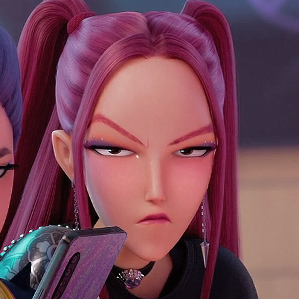 rumi_fbi's tweet image. #mira #kpdh

 it just me or did anyone else notice that Mira applies makeup on her eyebrow???