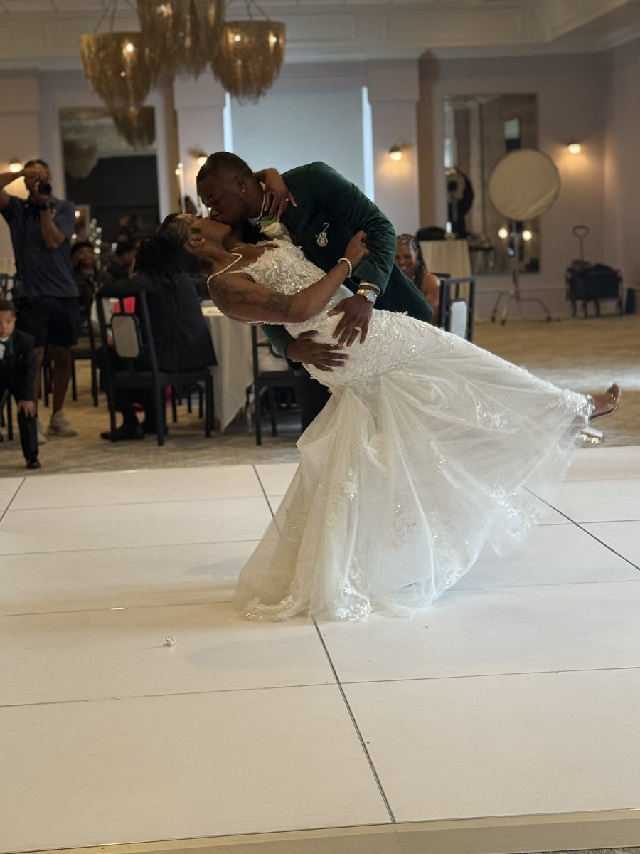 7.12.25 💕 i felt like a real life princess. one of the happiest days of my life. isssssa wife 🥰💍