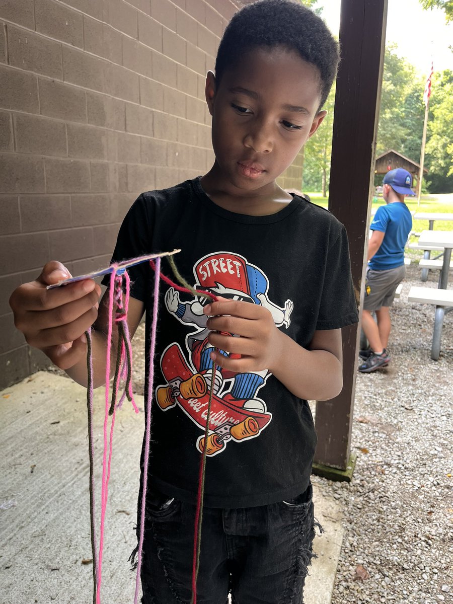 CampAdventure23's tweet photo. Magic, STEM & nature fun! Campers made animal casts, bird feeders, trivia games & jellyfish bracelets. We wrapped up with Rusty Ammerman's illusions! #CampAdventure #MagicOfNature https://t.co/Onj47U9rcf
