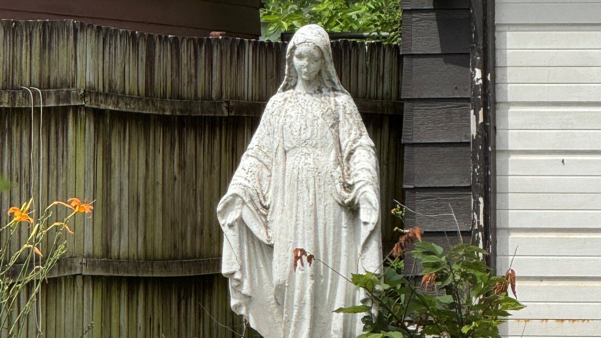 Along with Pope Leo, the south side of Chicago taught me much about business and life... And, we both have a special lady in common.

bit.ly/44IbK0n