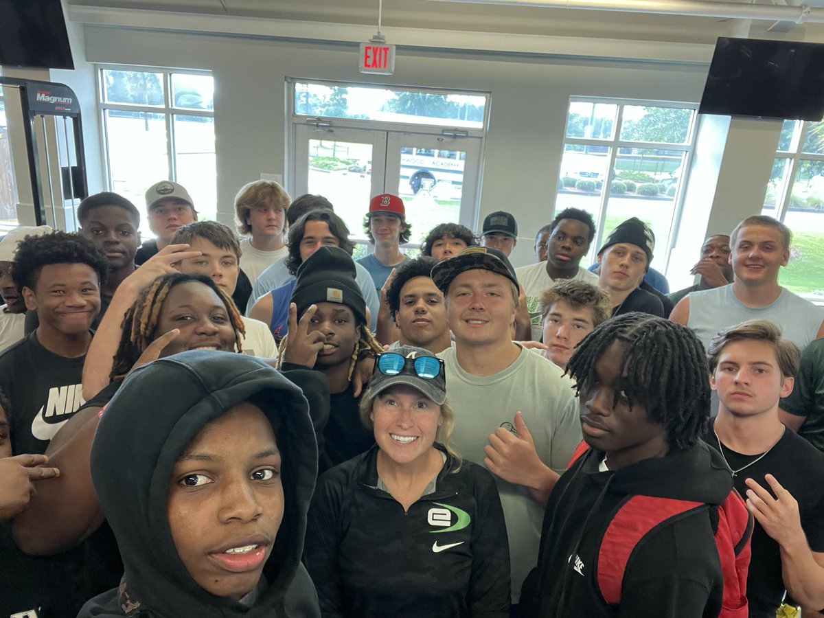 GET_low_G's tweet image. Thanks to @NA_Chargers_FB for trusting me with your football fundraiser! π
This team is LUCKY to have @CoachFBWaters as their head ball coach! #RelationshipsMatter
π: org.eteamsponsor.com/ETS/supportUs/β¦
@eTeamSponsor | #ChargerNation