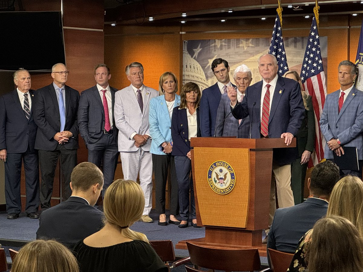 RepHarshbarger's tweet image. Today, I joined my colleagues and the @RepublicanStudy Committee in calling for a serious effort to lower the temperature in our national discourse.
The assassination attempt on President Trump’s life in Butler last year, and those who were injured and killed in the attack, are…