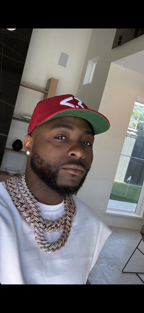 LEWINSKl's tweet image. Tap &amp;amp; Hold to load Davido in 4K 🥹❤️