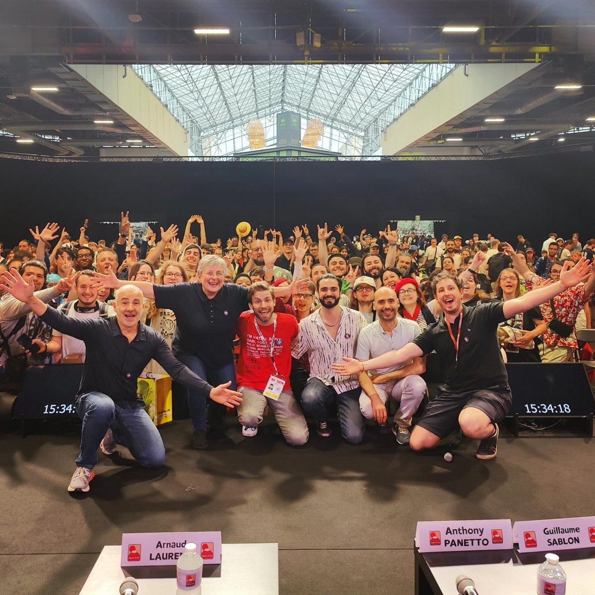 LecordierB's tweet image. Merci @japanexpo pour ces rencontres exceptionnelles ! 🔥 3 légendes de DragonBall, Orelsan, le réalisateur de FF15 et Vous bien-sûr 🥰